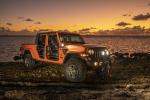 Jeep Gladiator Three O Five 2019 года